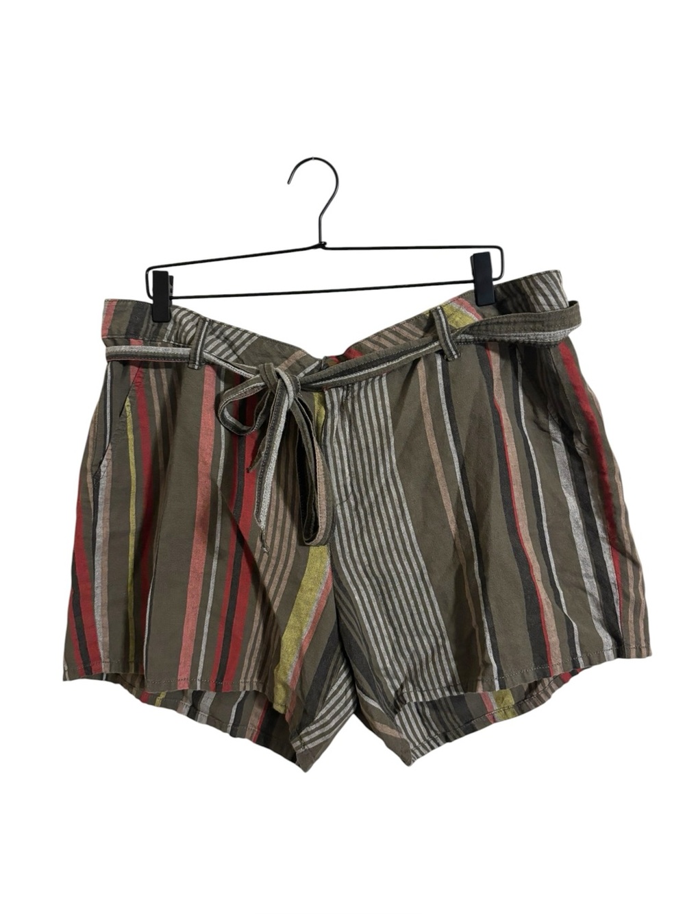 Liz‎ Claiborne Green Striped Linen Blend Belted Shorts Classic Size 16